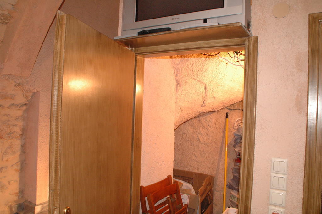 Stoneapartments, Γ Κωσταλοσ Και Σια Οε Avgonima Exterior foto