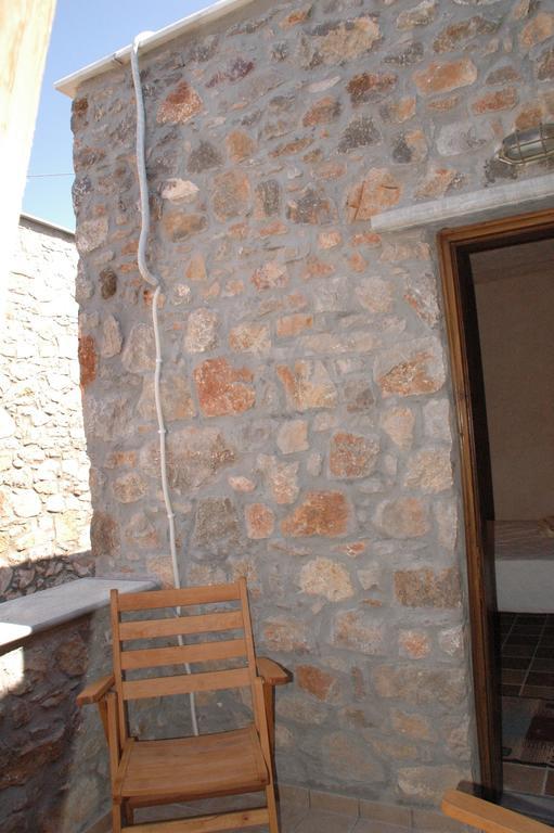 Stoneapartments, Γ Κωσταλοσ Και Σια Οε Avgonima Exterior foto